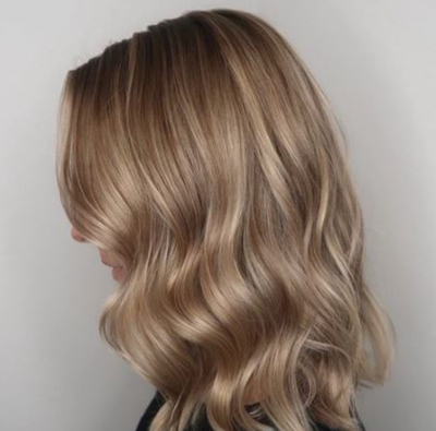 5 conseils : Éviter que ton blond tourne au jaune banane